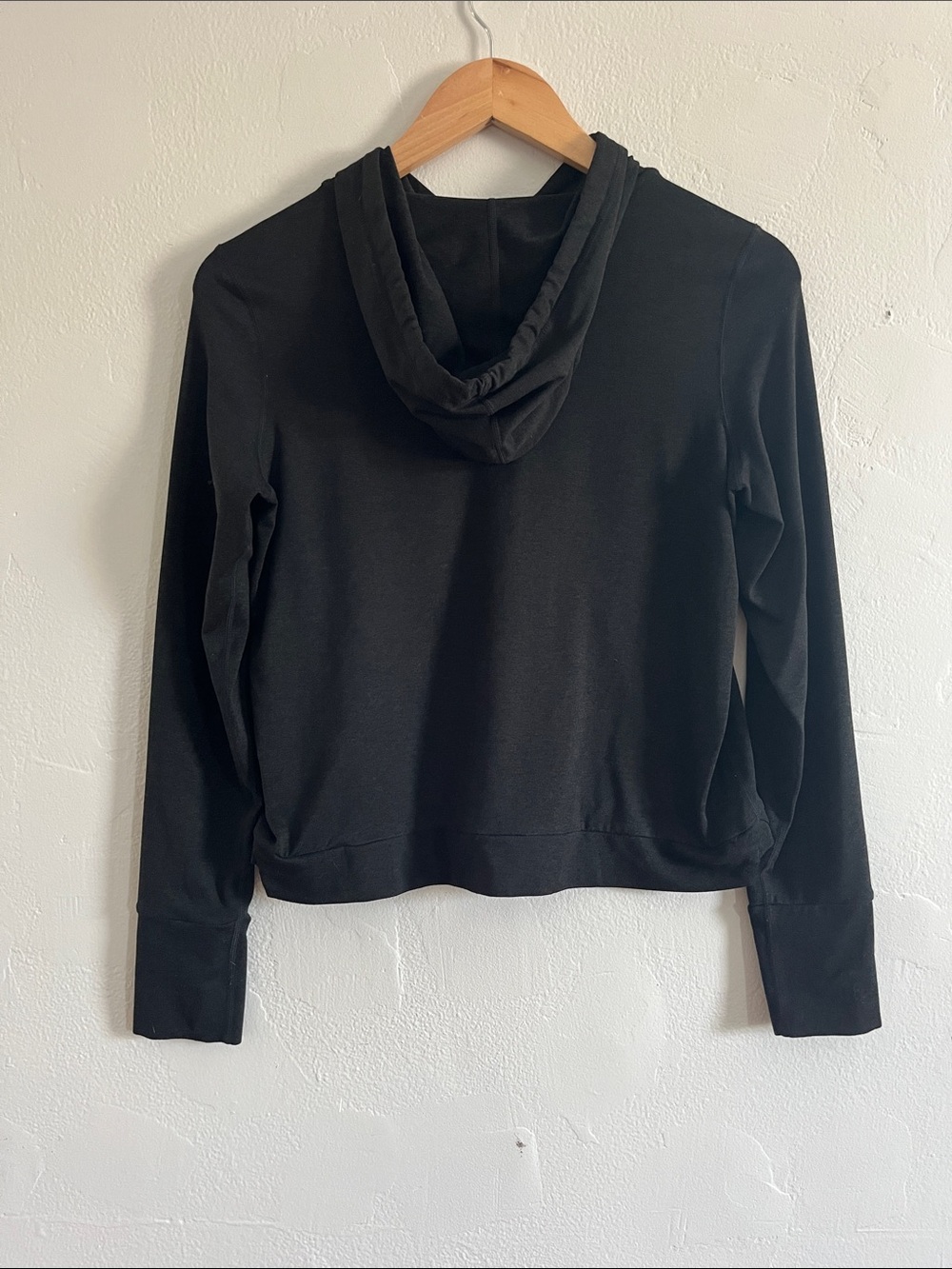 Vuori Halo Essential Hoodie - Picture 7 of 8